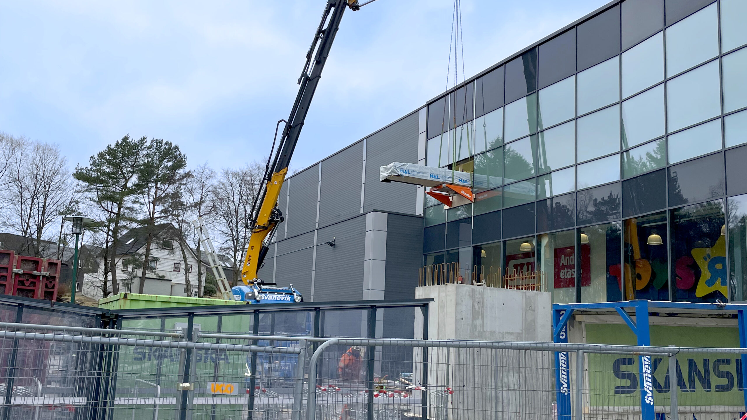 Retail space conversion with glass facade systems